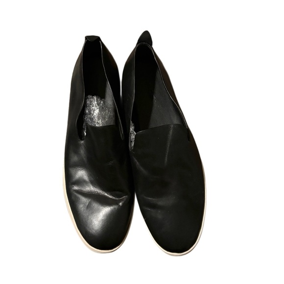 Vince dress up or dress down for a casual look Men's classic shoe black - Picture 2 of 6